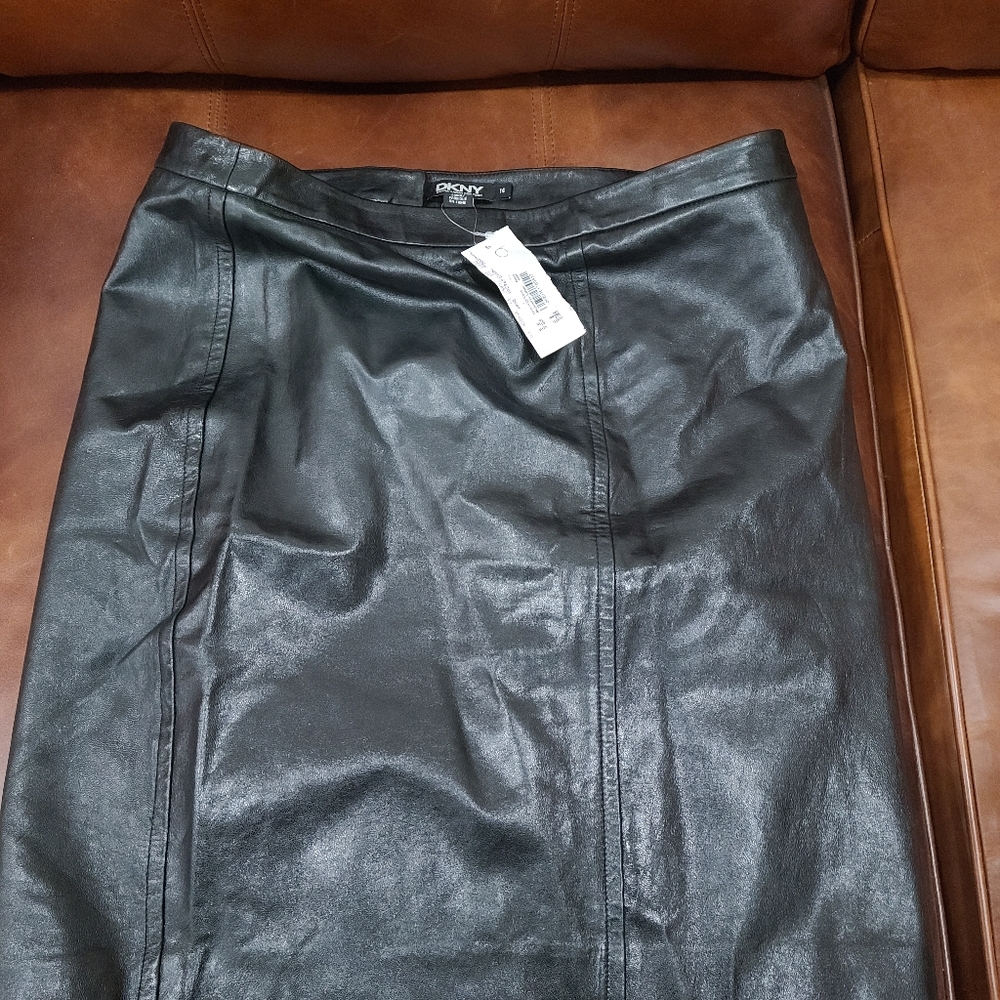 DKNY SKIRT